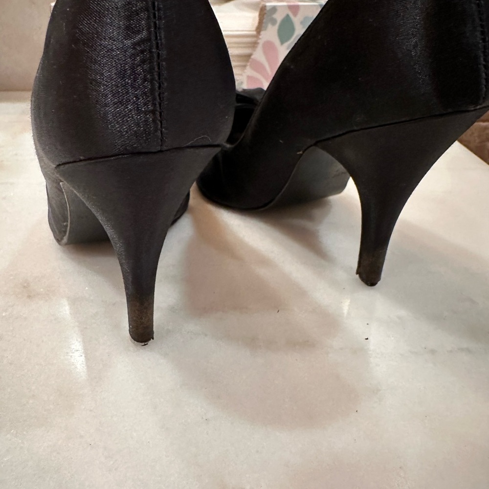 Marilyn Monroe Lip Print Gift Wrap - Picture 4 of 5